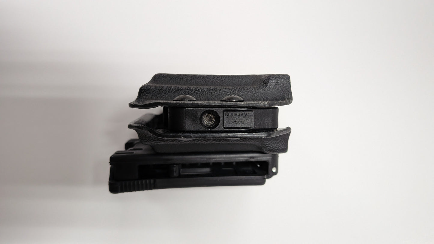 AR-15 magazine carrier