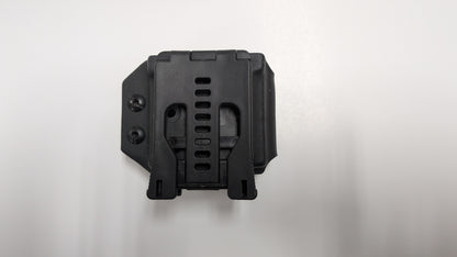 AR-15 magazine carrier